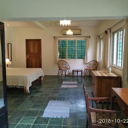 Isai Ambalam Guest House Puducherry Exterior foto
