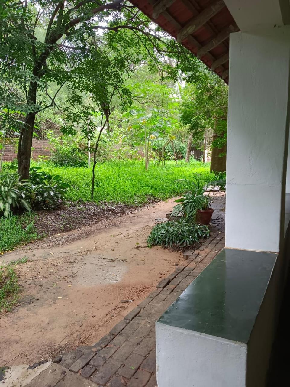 Isai Ambalam Guest House Puducherry Exterior foto