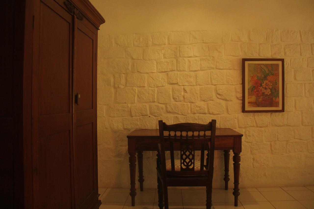 Isai Ambalam Guest House Puducherry Exterior foto