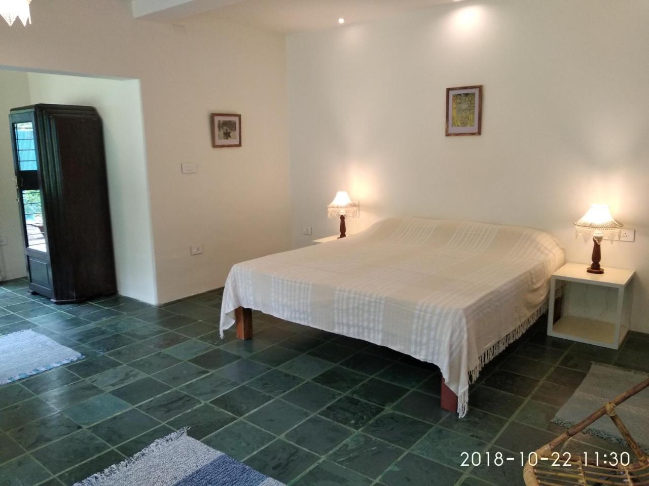 Isai Ambalam Guest House Puducherry Exterior foto