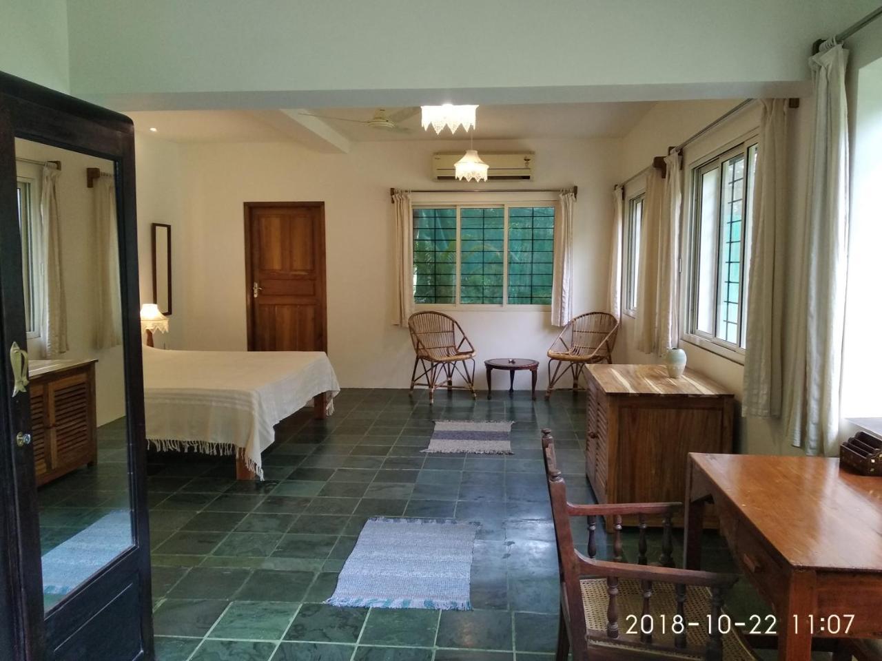 Isai Ambalam Guest House Puducherry Exterior foto