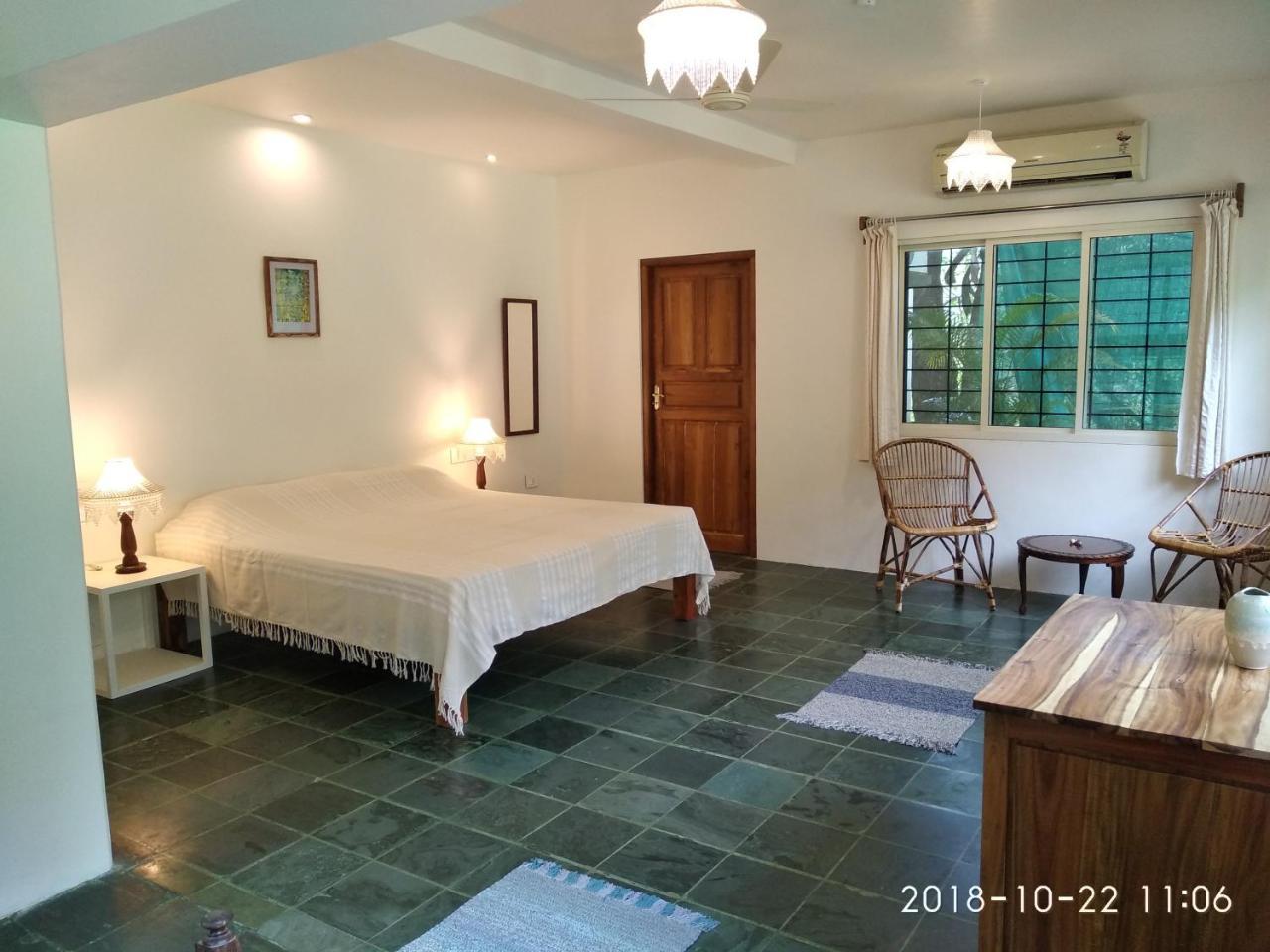 Isai Ambalam Guest House Puducherry Exterior foto