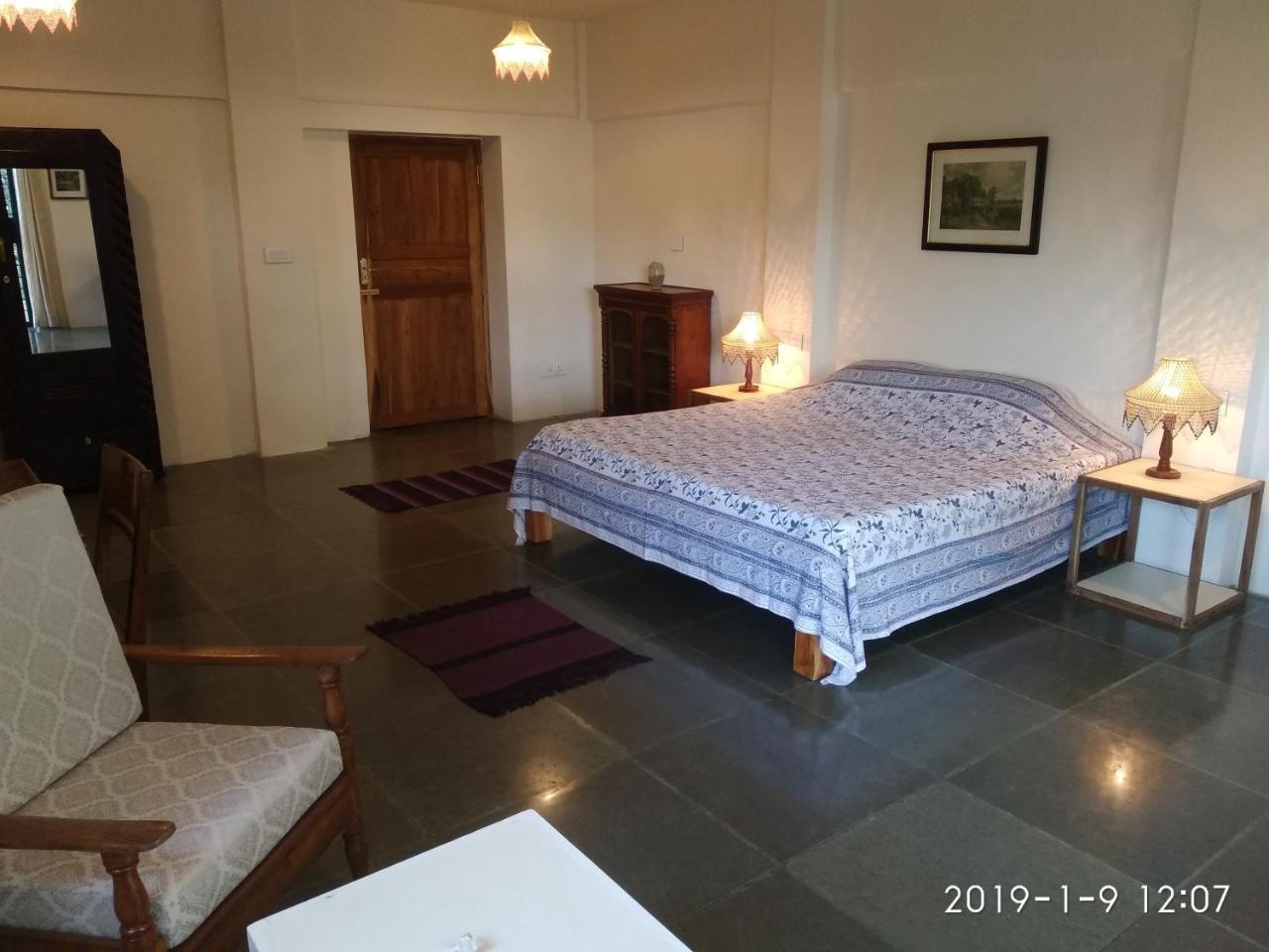 Isai Ambalam Guest House Puducherry Exterior foto