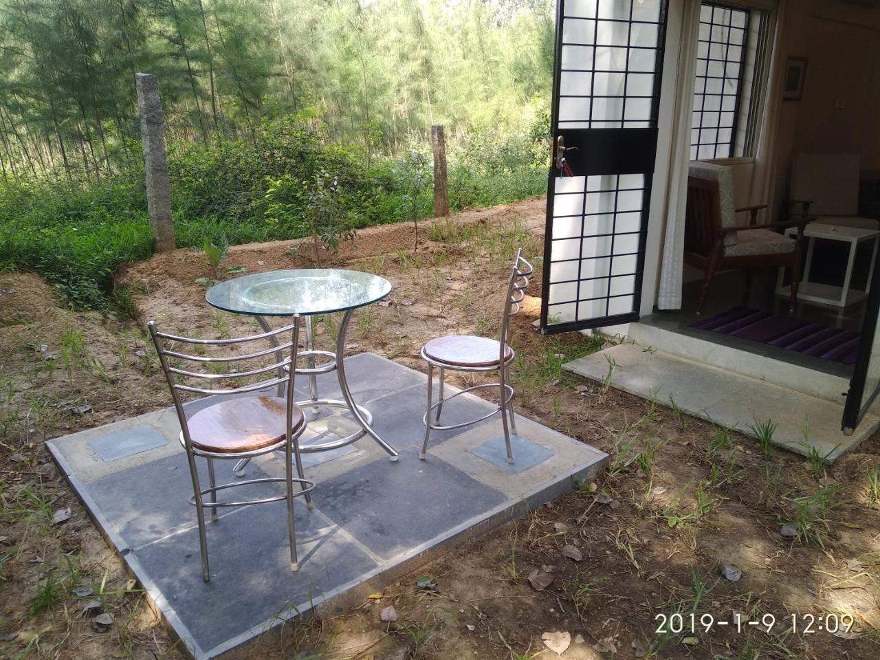 Isai Ambalam Guest House Puducherry Exterior foto