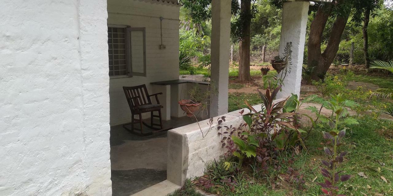 Isai Ambalam Guest House Puducherry Exterior foto
